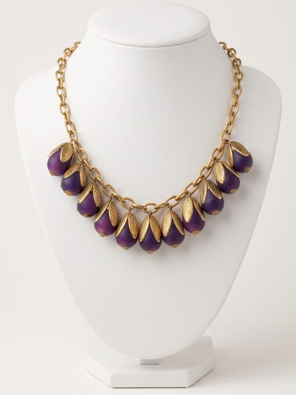 Lenora Dame Gold-Tone link Necklace, Purple Berry Pendants, 15.5- 18.5, EUC